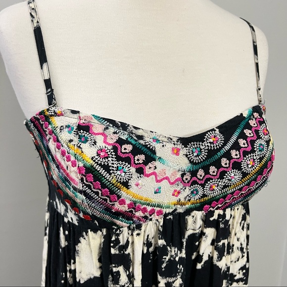 Billabong Smocked Embroidered top Maxi Dress - Picture 6 of 16